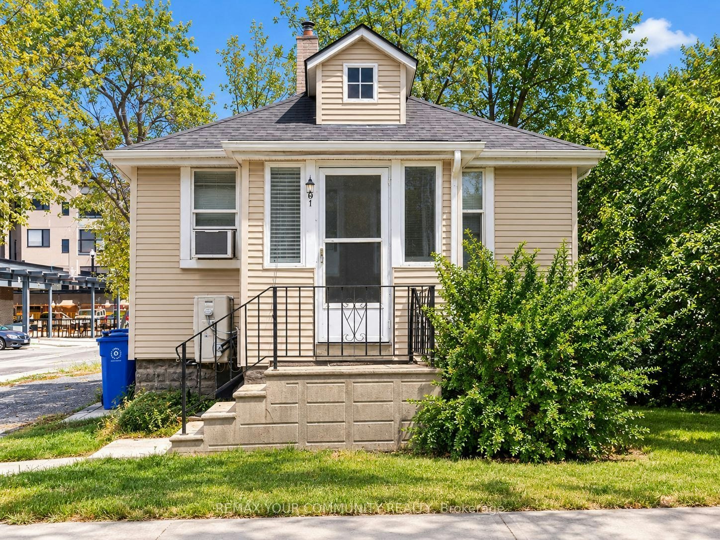 66 Prospect Street, Newmarket, ON, L3Y 3S9