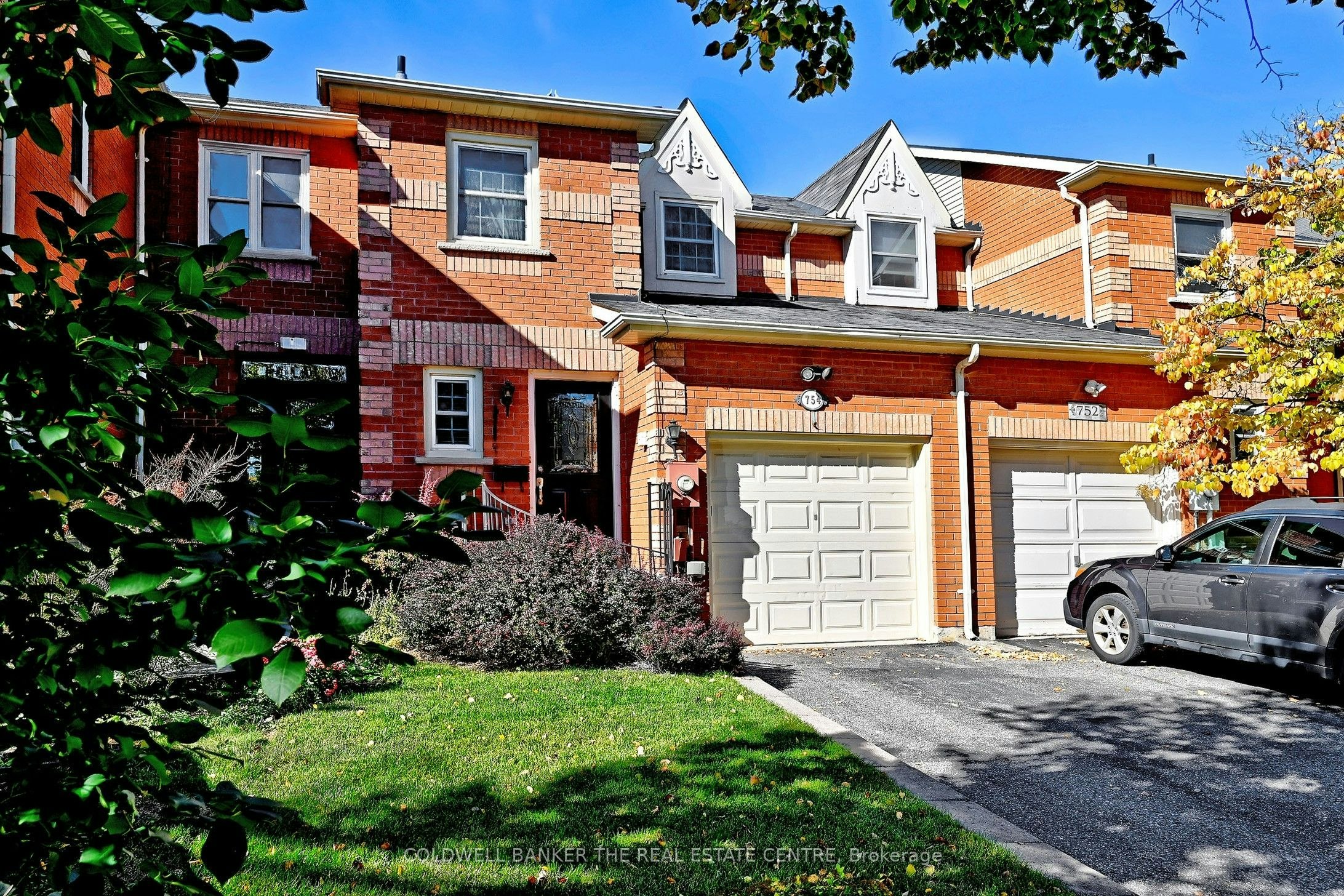 754 Shanahan Boulevard, Newmarket, ON, L3X 1W6