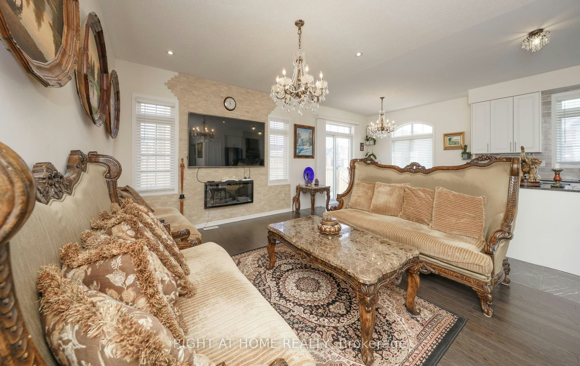 2 Cliff Thompson Court, Georgina, ON, L0E 1R0 - 4