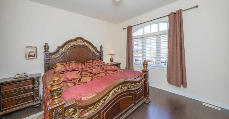 2 Cliff Thompson Court, Georgina, ON, L0E 1R0 - 11