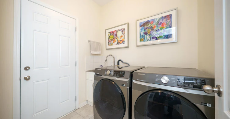 2 Cliff Thompson Court, Georgina, ON, L0E 1R0 - 10