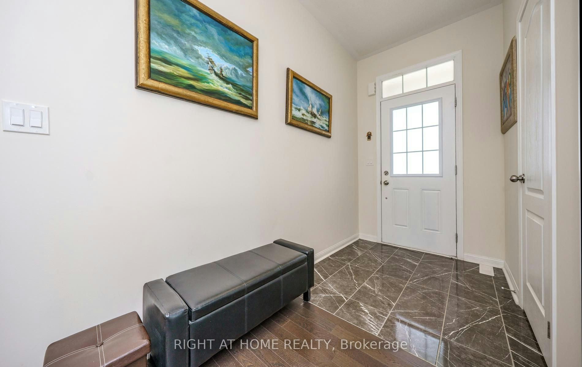 2 Cliff Thompson Court, Georgina, ON, L0E 1R0 - 3
