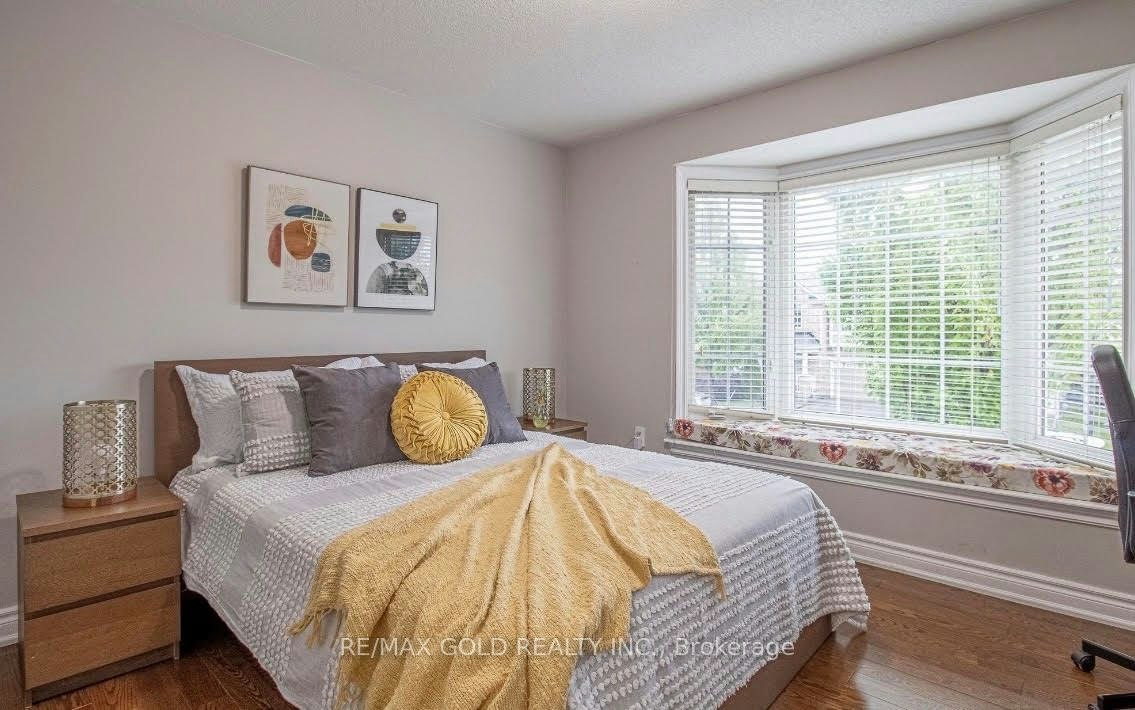 22 Roy Rainey Avenue, Markham, ON, L6E 2B5 - 3