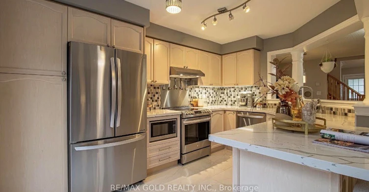 22 Roy Rainey Avenue, Markham, ON, L6E 2B5 - 2