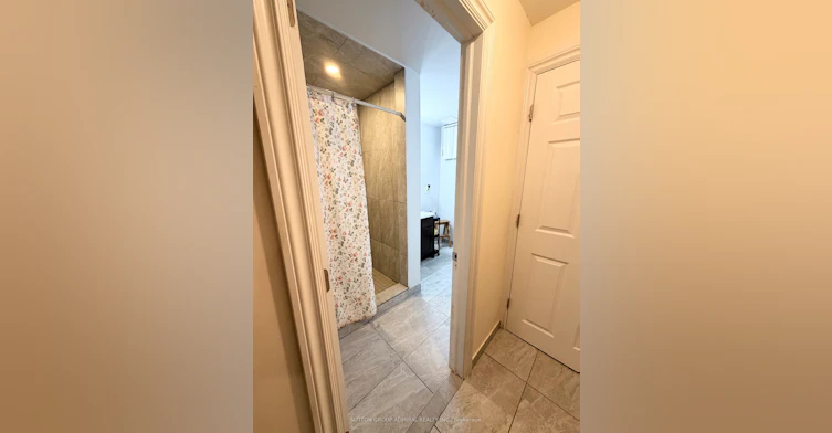 93 North Ridge Road, Vaughan, ON, L4L 2G9 - 11
