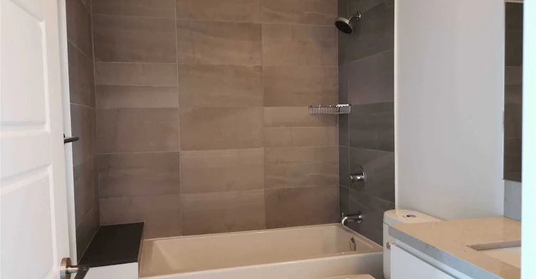 2811-15 Water Walk Drive, Markham, ON, L6G 0G2 - 9