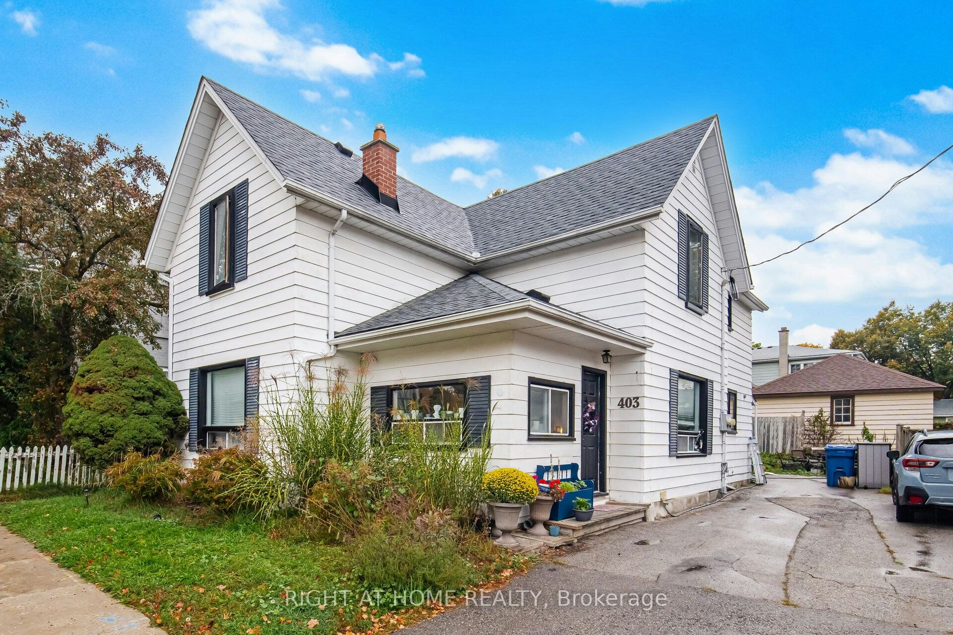 403 Park Avenue, Newmarket, ON, L3Y 1V7