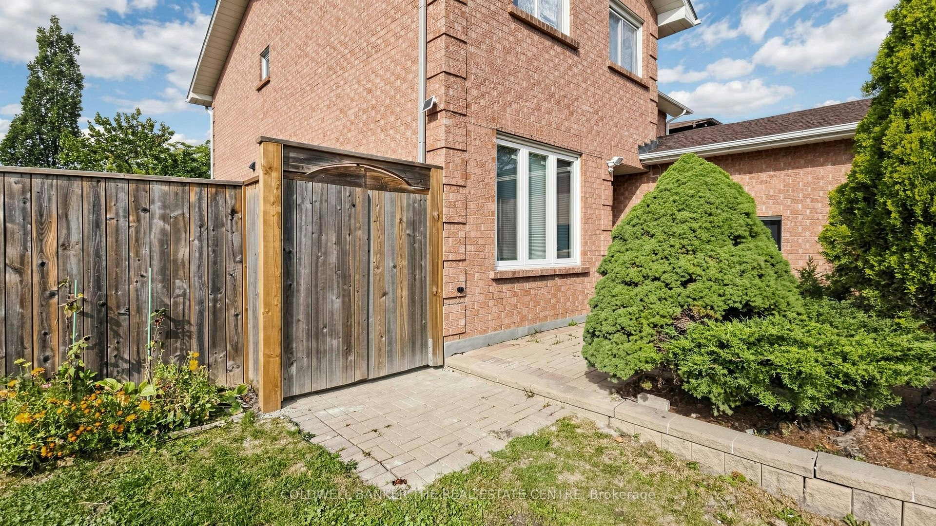 6 Mcquarrie Lane, Vaughan, ON, L6A 1A3 - 5