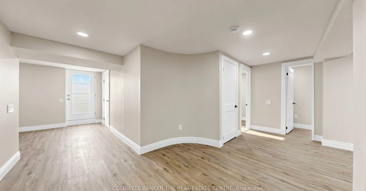 6 Mcquarrie Lane, Vaughan, ON, L6A 1A3 - 24