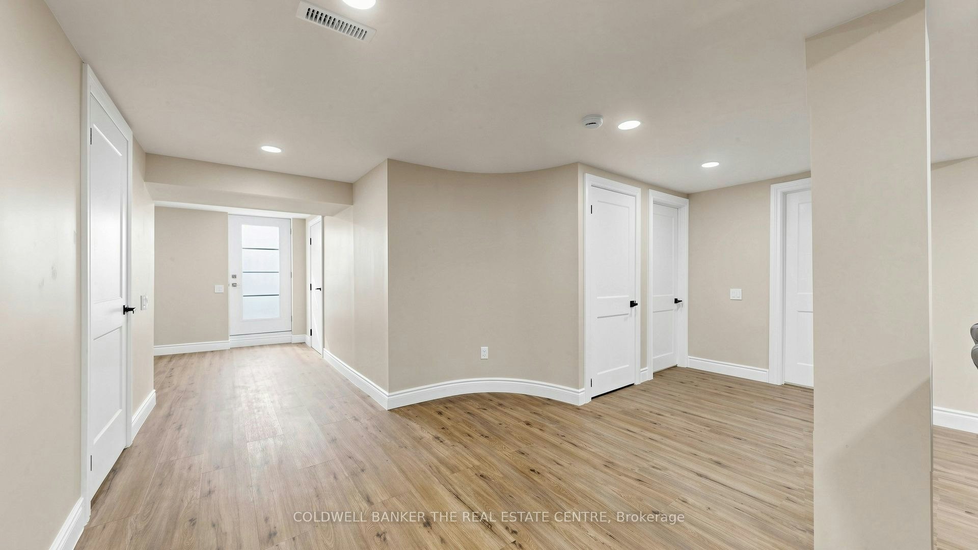 6 Mcquarrie Lane, Vaughan, ON, L6A 1A3 - 32
