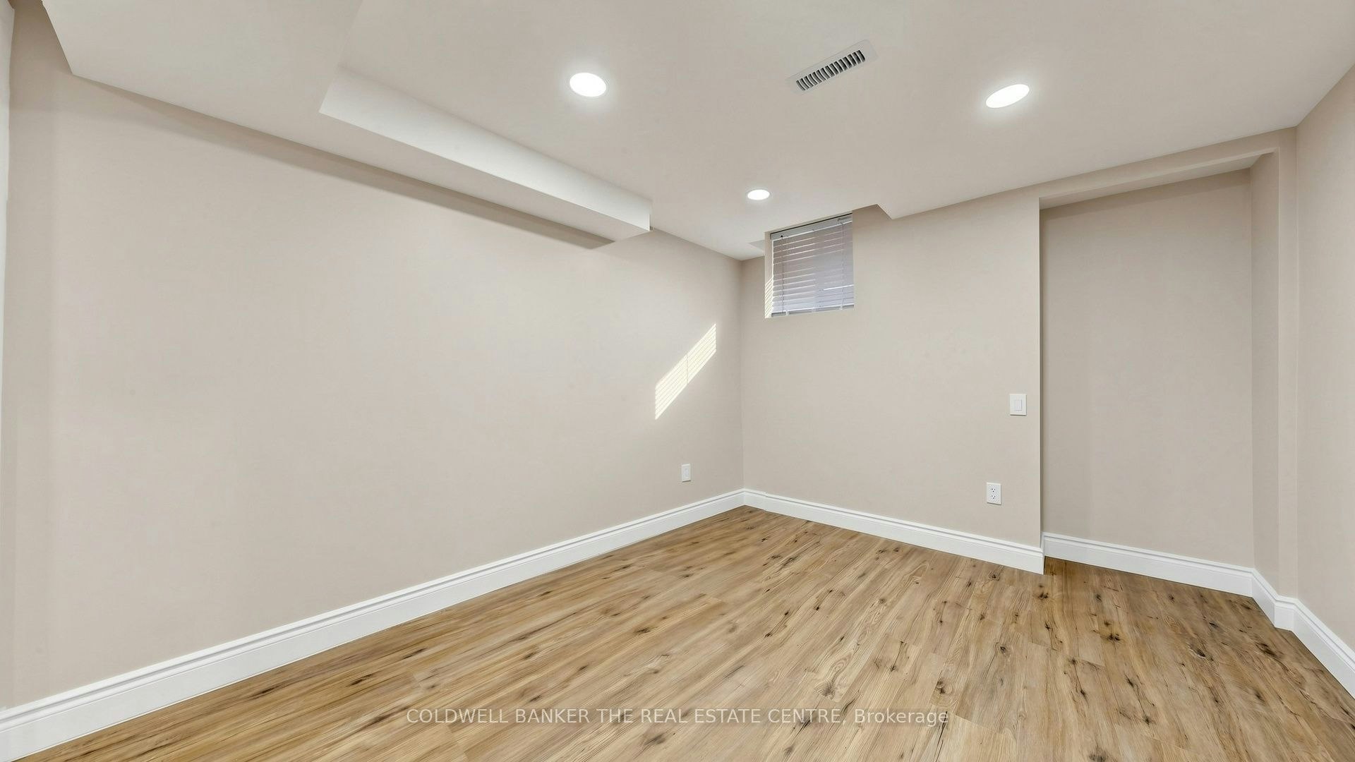 6 Mcquarrie Lane, Vaughan, ON, L6A 1A3 - 11
