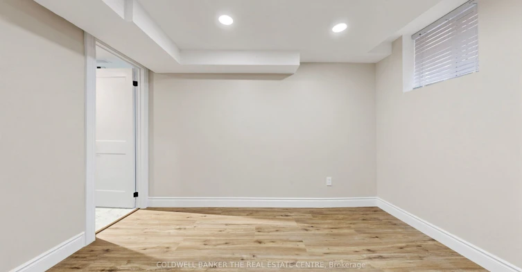 6 Mcquarrie Lane, Vaughan, ON, L6A 1A3 - 10