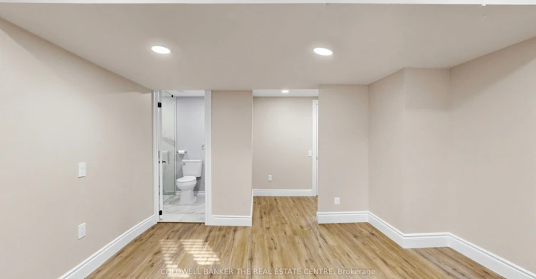 6 Mcquarrie Lane, Vaughan, ON, L6A 1A3 - 37