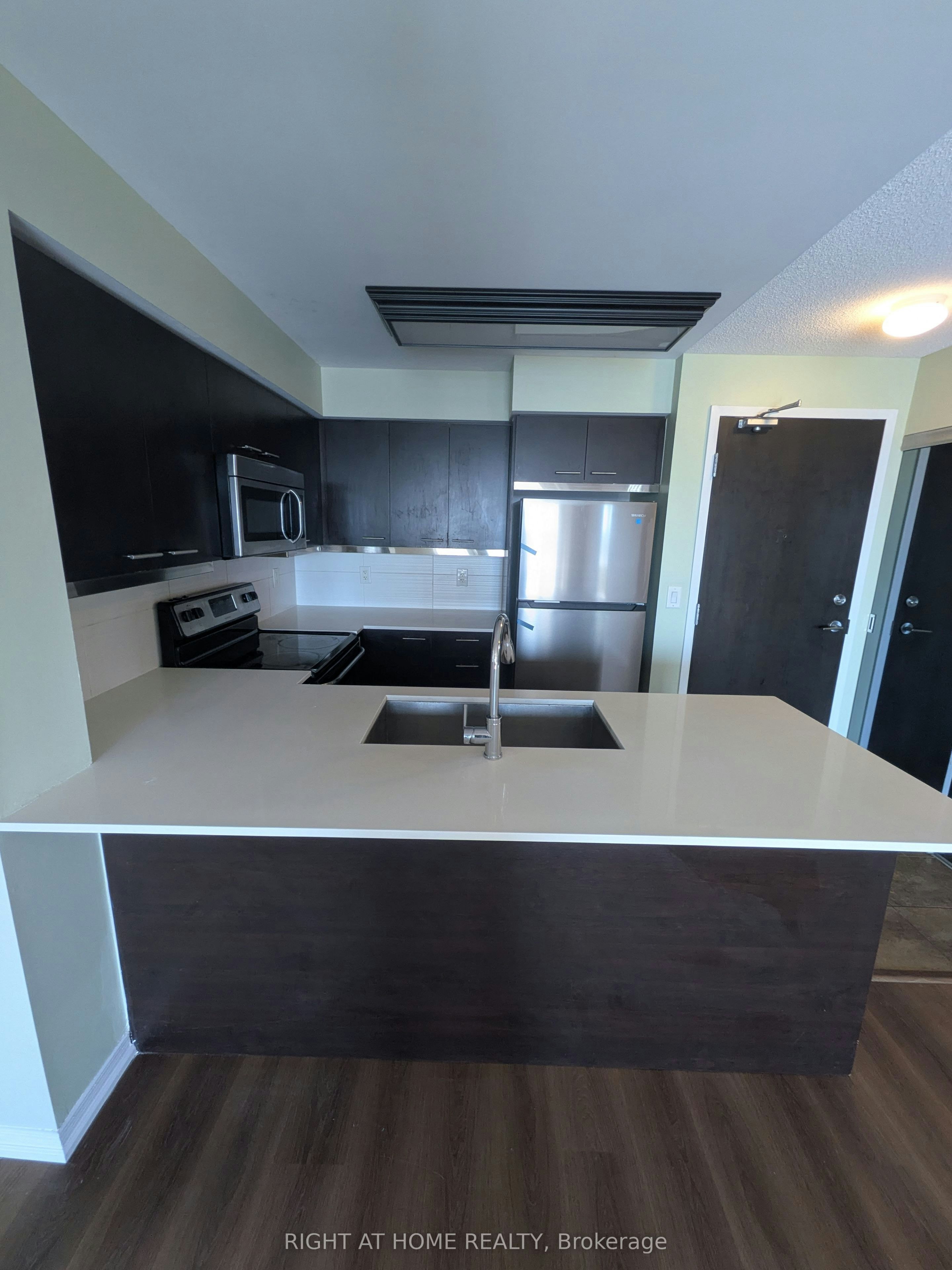 910-75 King William Crescent, Richmond Hill, ON, L4B 0C1 - 5