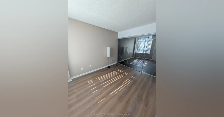 910-75 King William Crescent, Richmond Hill, ON, L4B 0C1 - 12