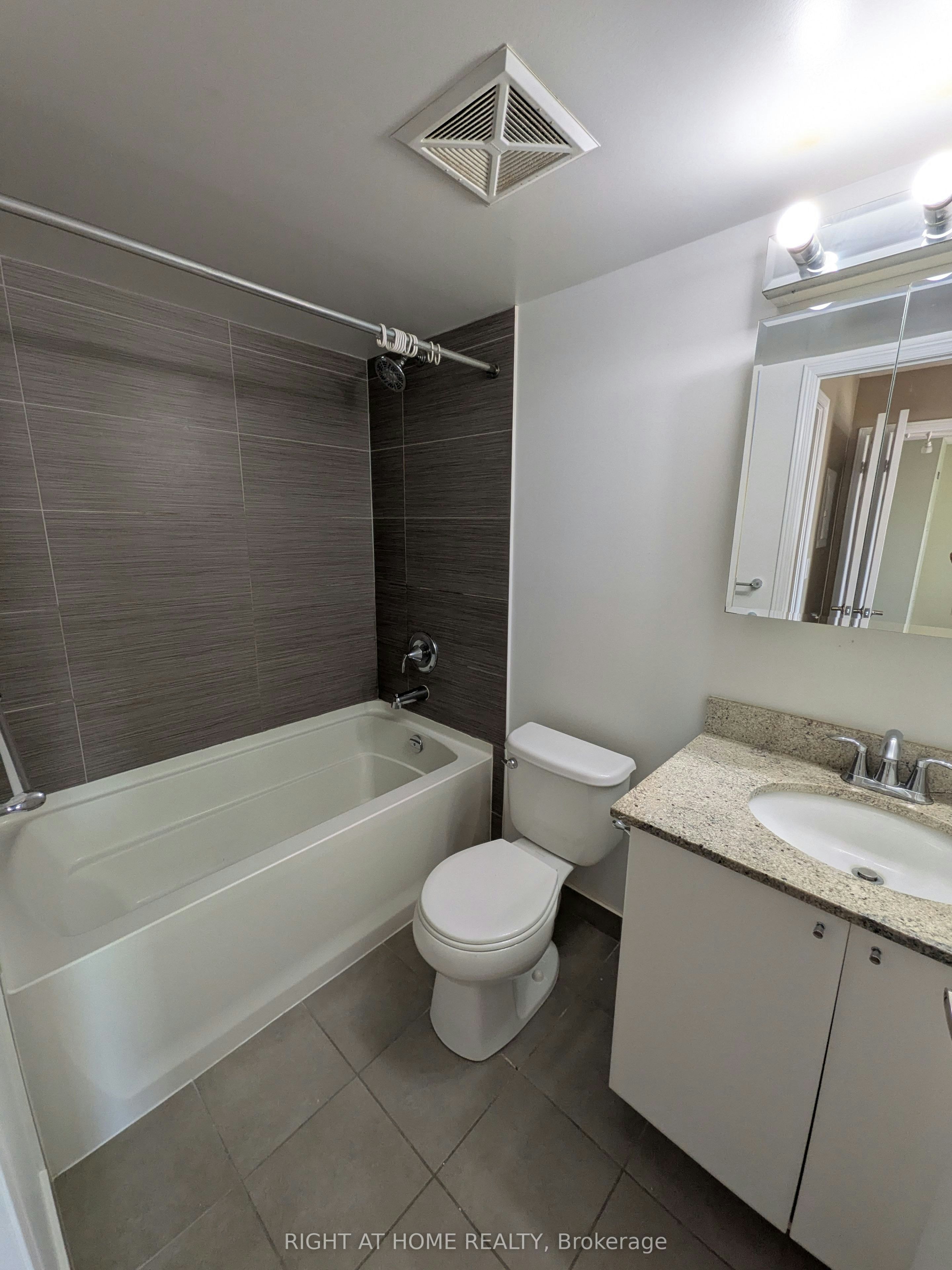 910-75 King William Crescent, Richmond Hill, ON, L4B 0C1 - 10