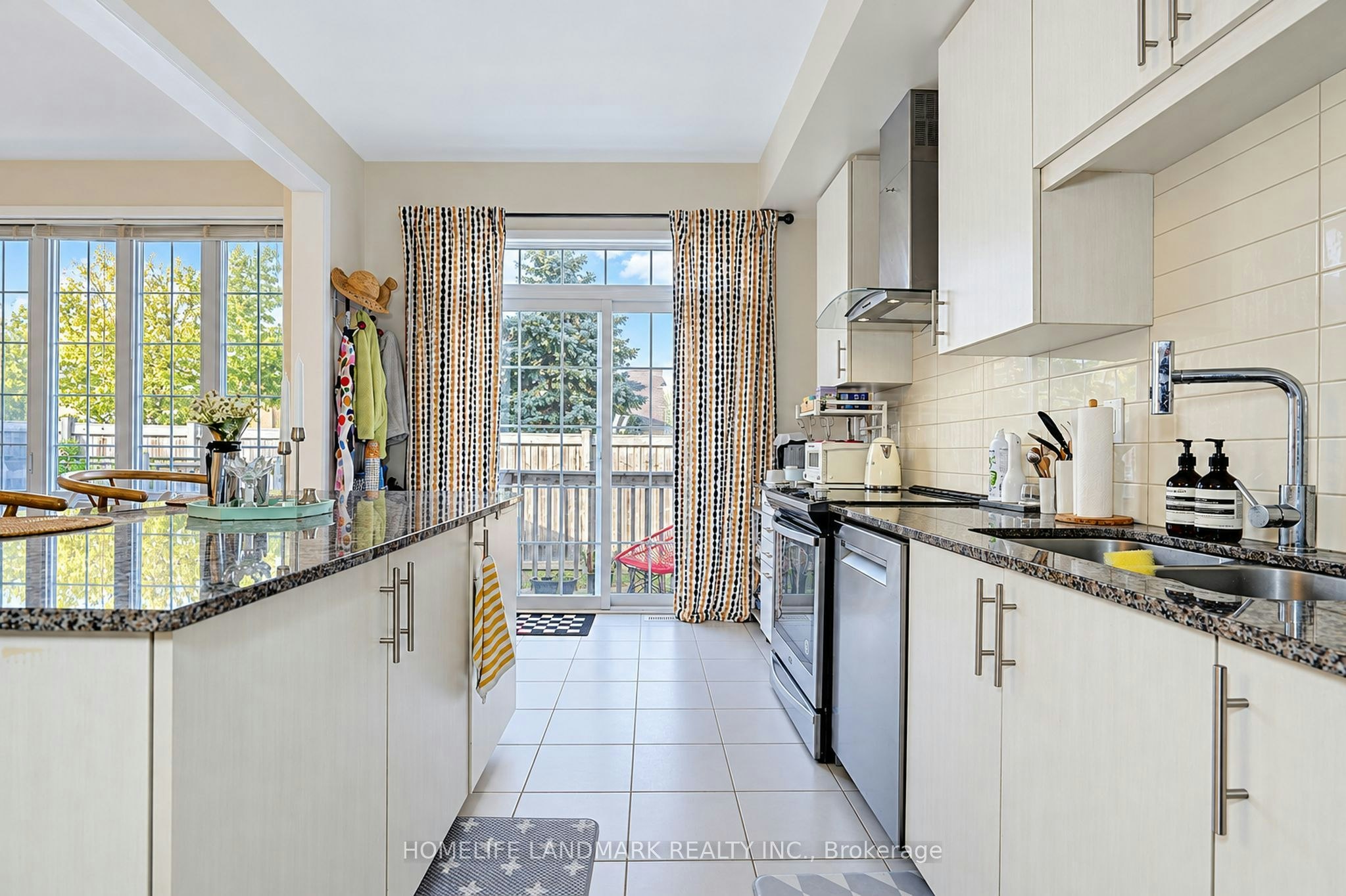 18 Avonmore Trail, Vaughan, ON, L6A 4Y4 - 17