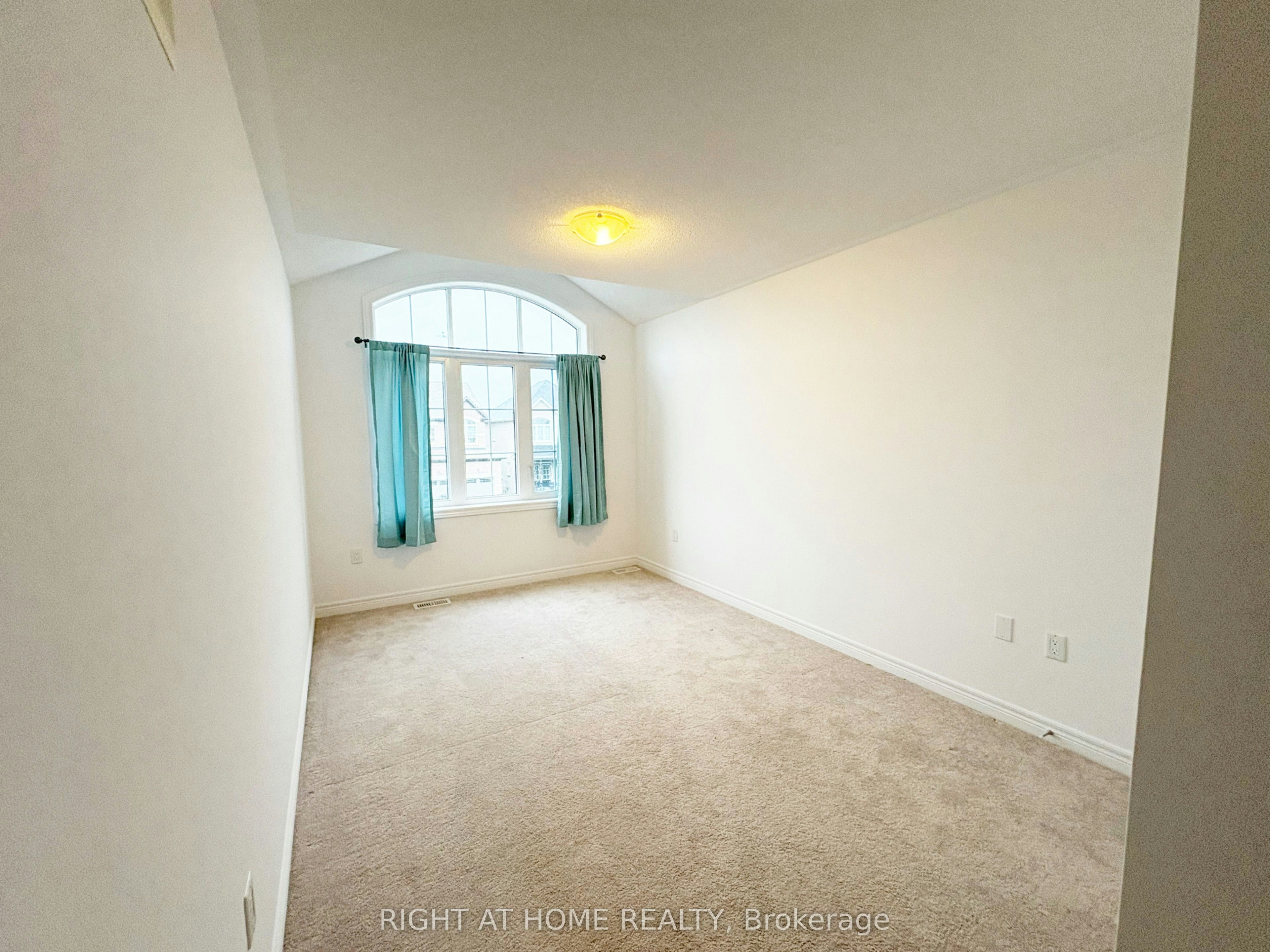 1528 Mcroberts Crescent, Innisfil, ON, L9S 0J9 - 14