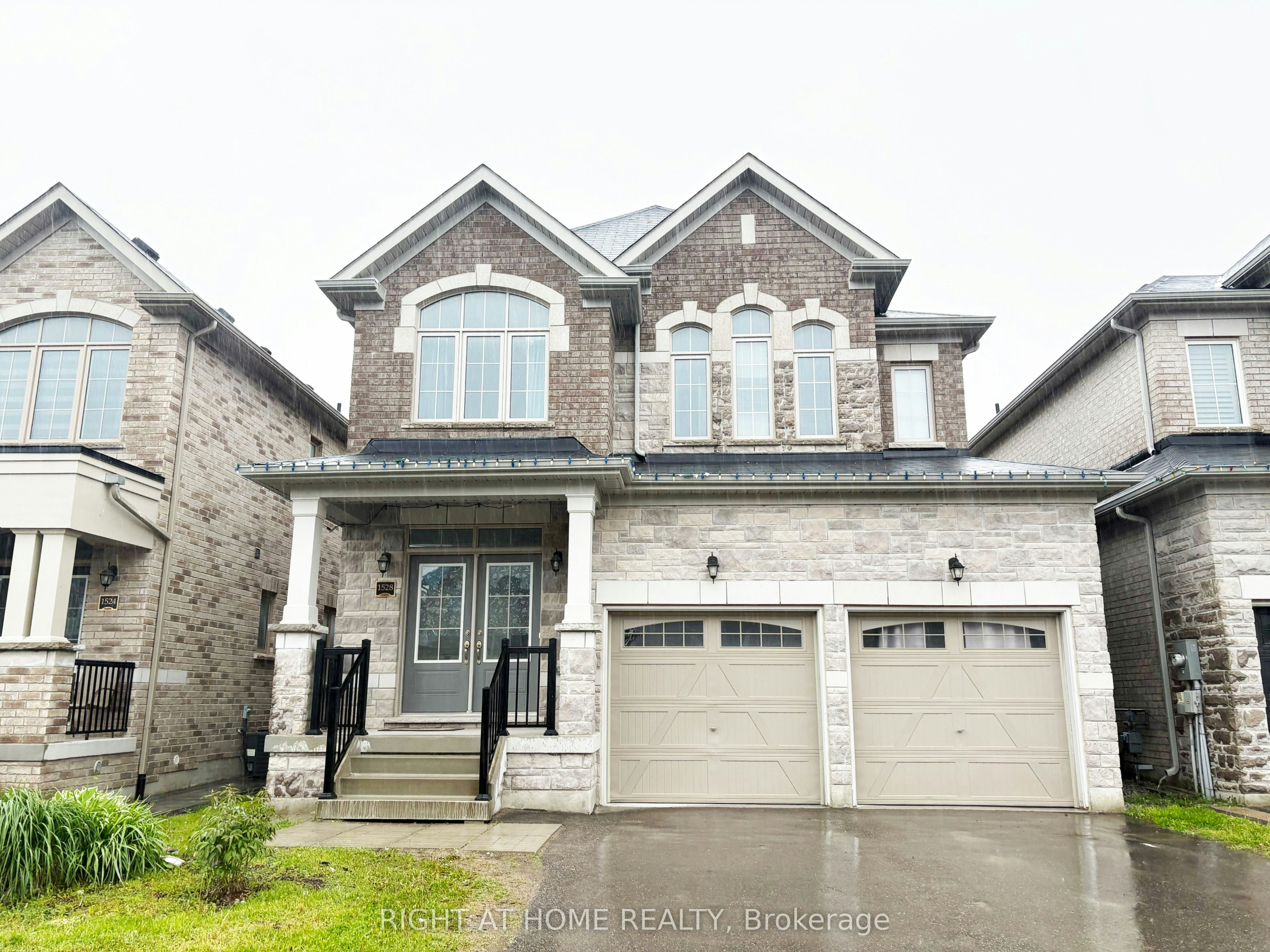 1528 Mcroberts Crescent, Innisfil, ON, L9S 0J9