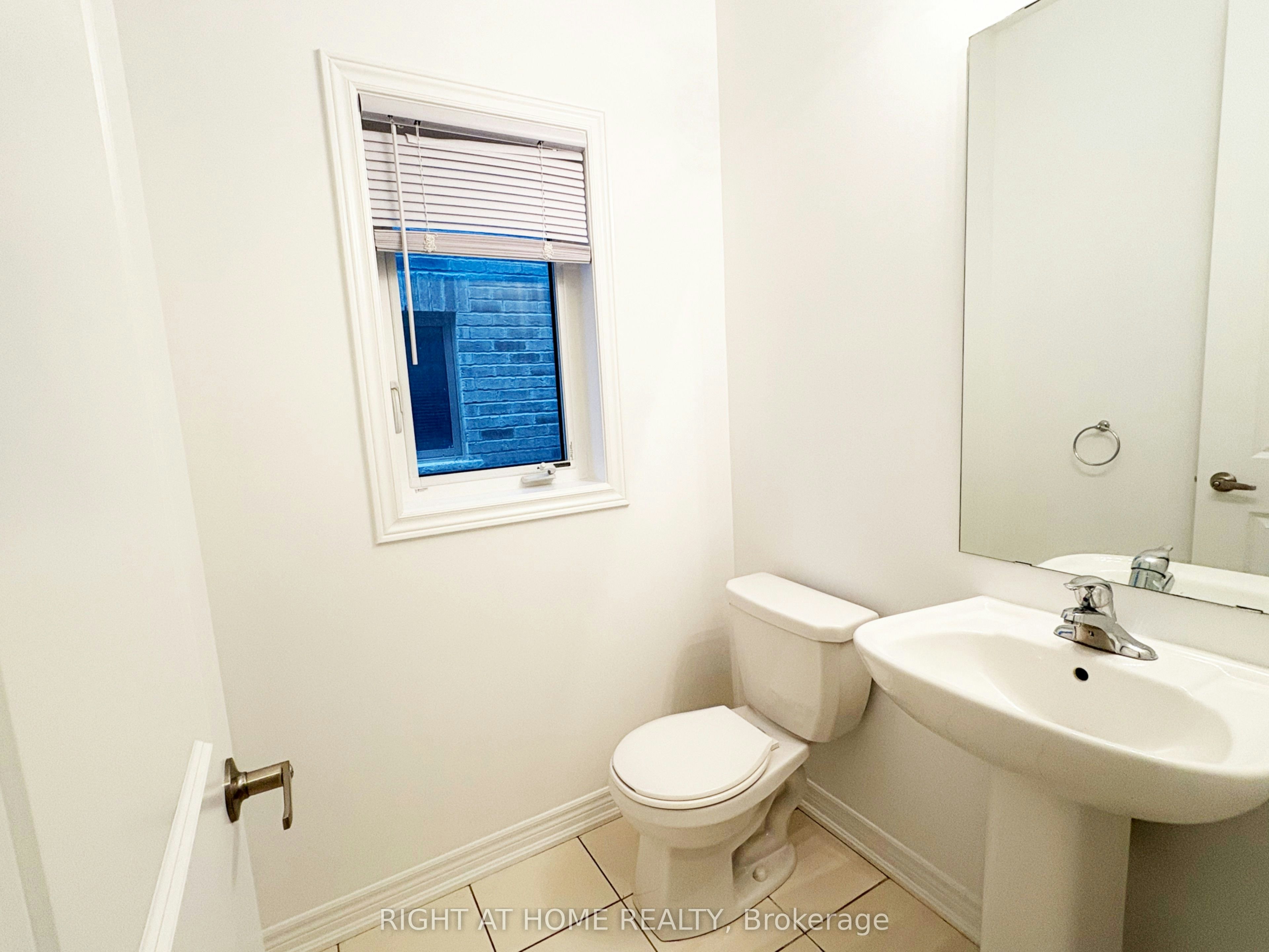 1528 Mcroberts Crescent, Innisfil, ON, L9S 0J9 - 6