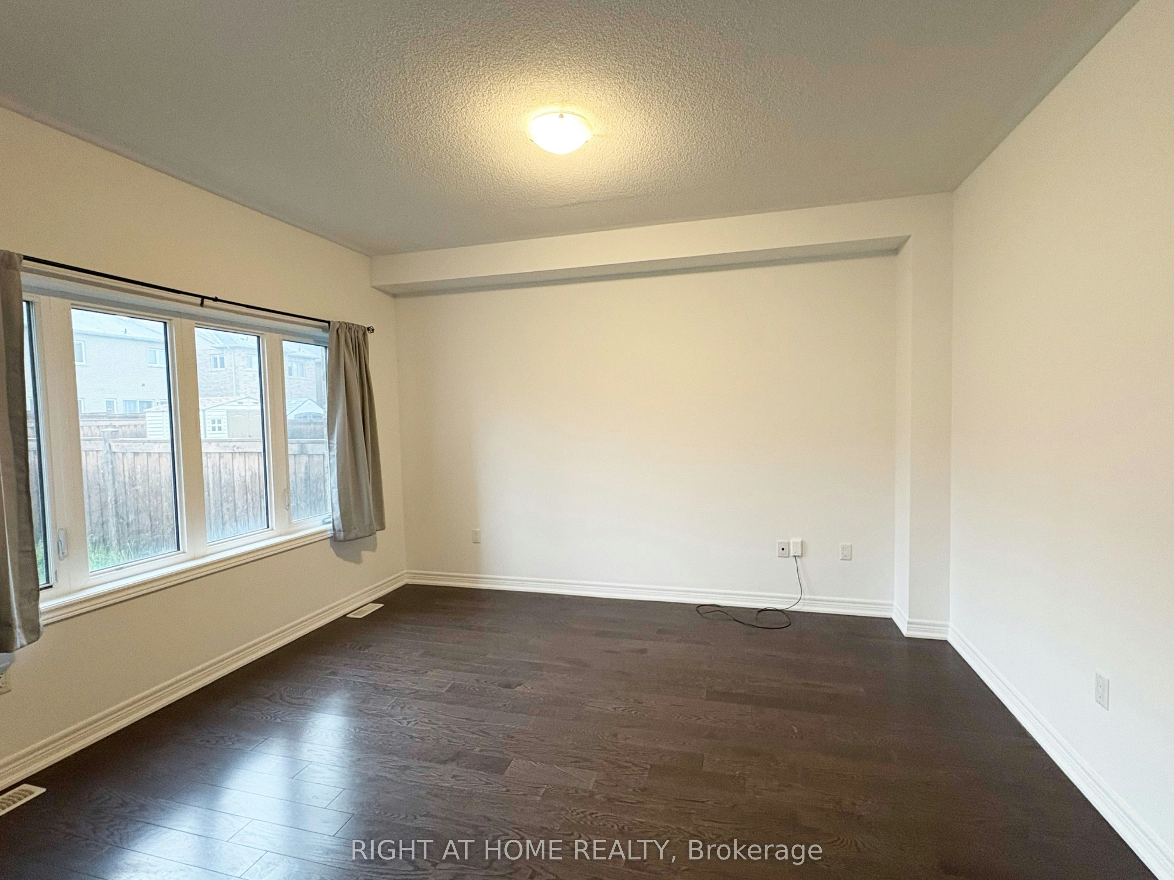 1528 Mcroberts Crescent, Innisfil, ON, L9S 0J9 - 5