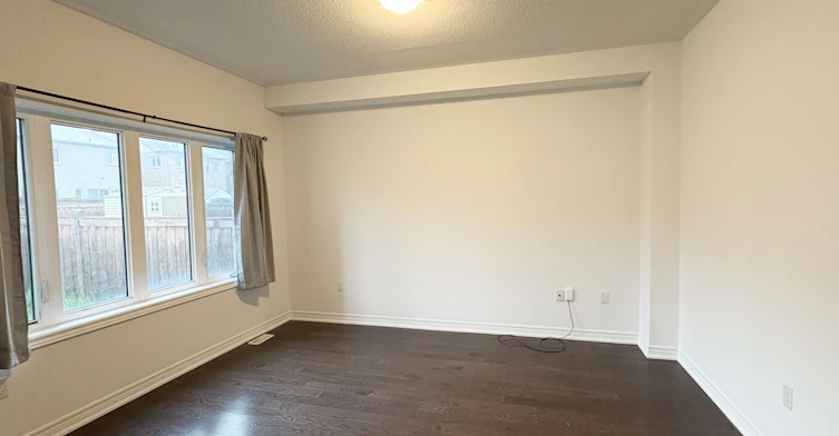 1528 Mcroberts Crescent, Innisfil, ON, L9S 0J9 - 5