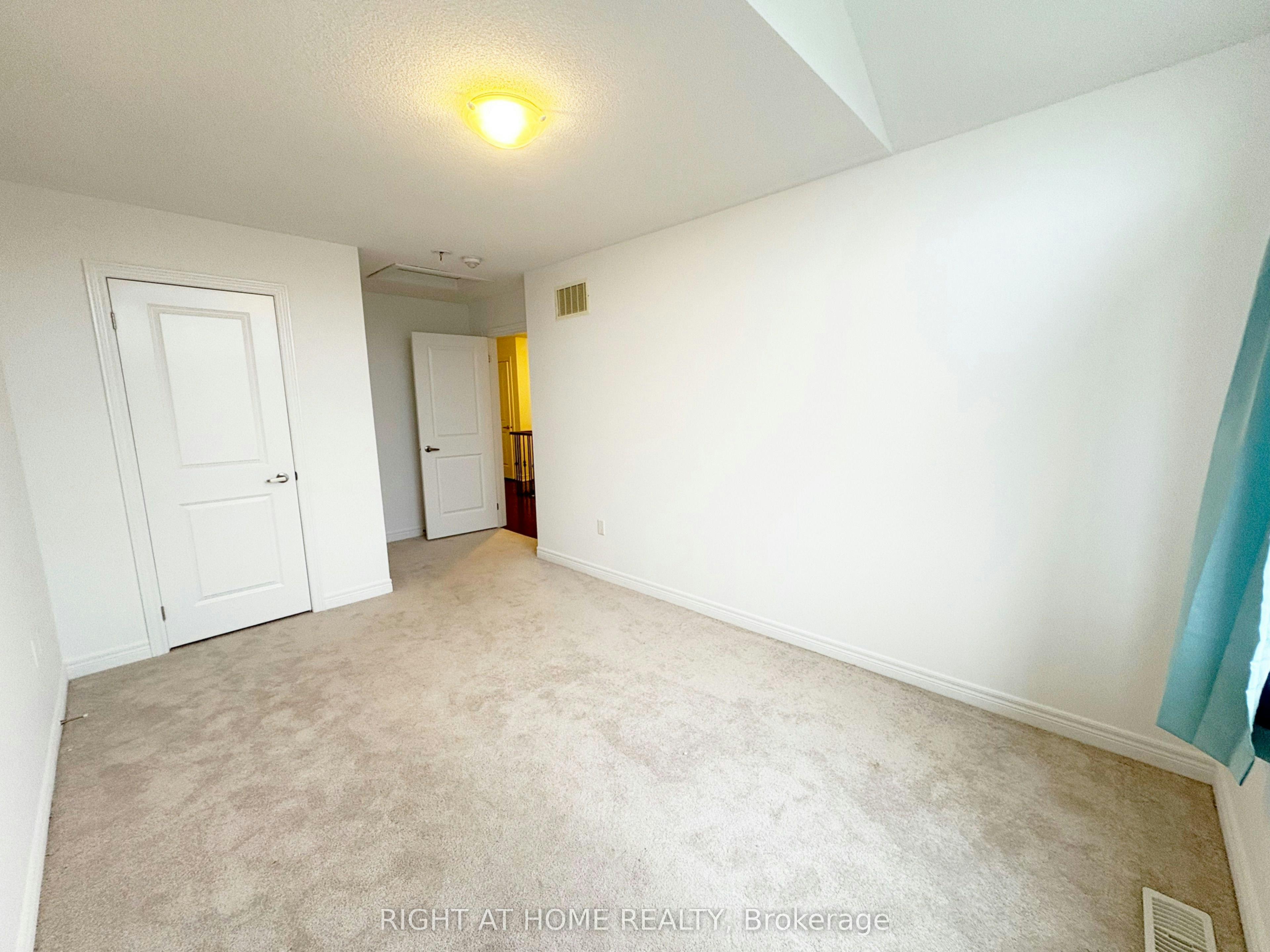 1528 Mcroberts Crescent, Innisfil, ON, L9S 0J9 - 13