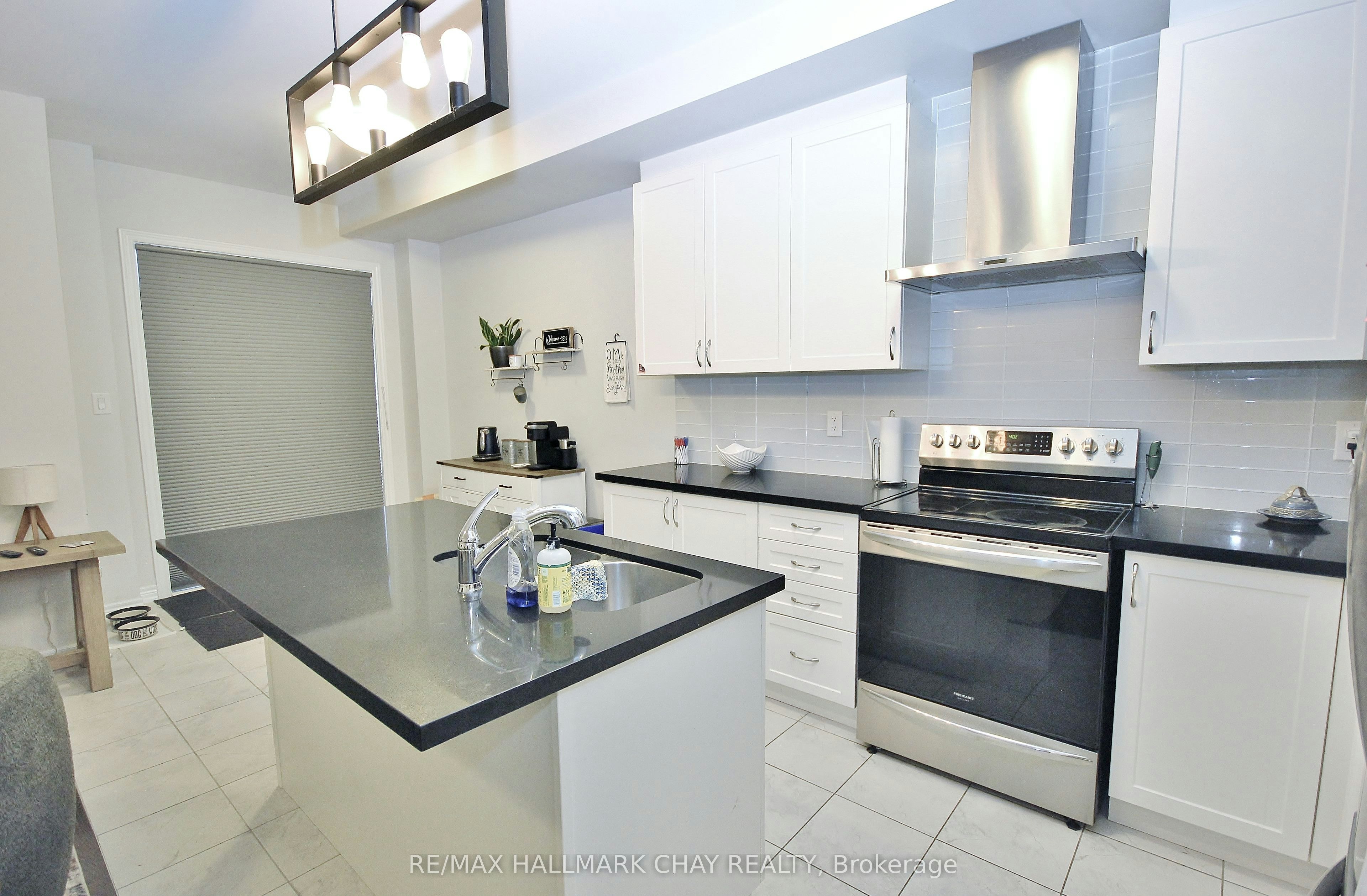 1319 Lawson Street, Innisfil, ON, L9S 0J8 - 6