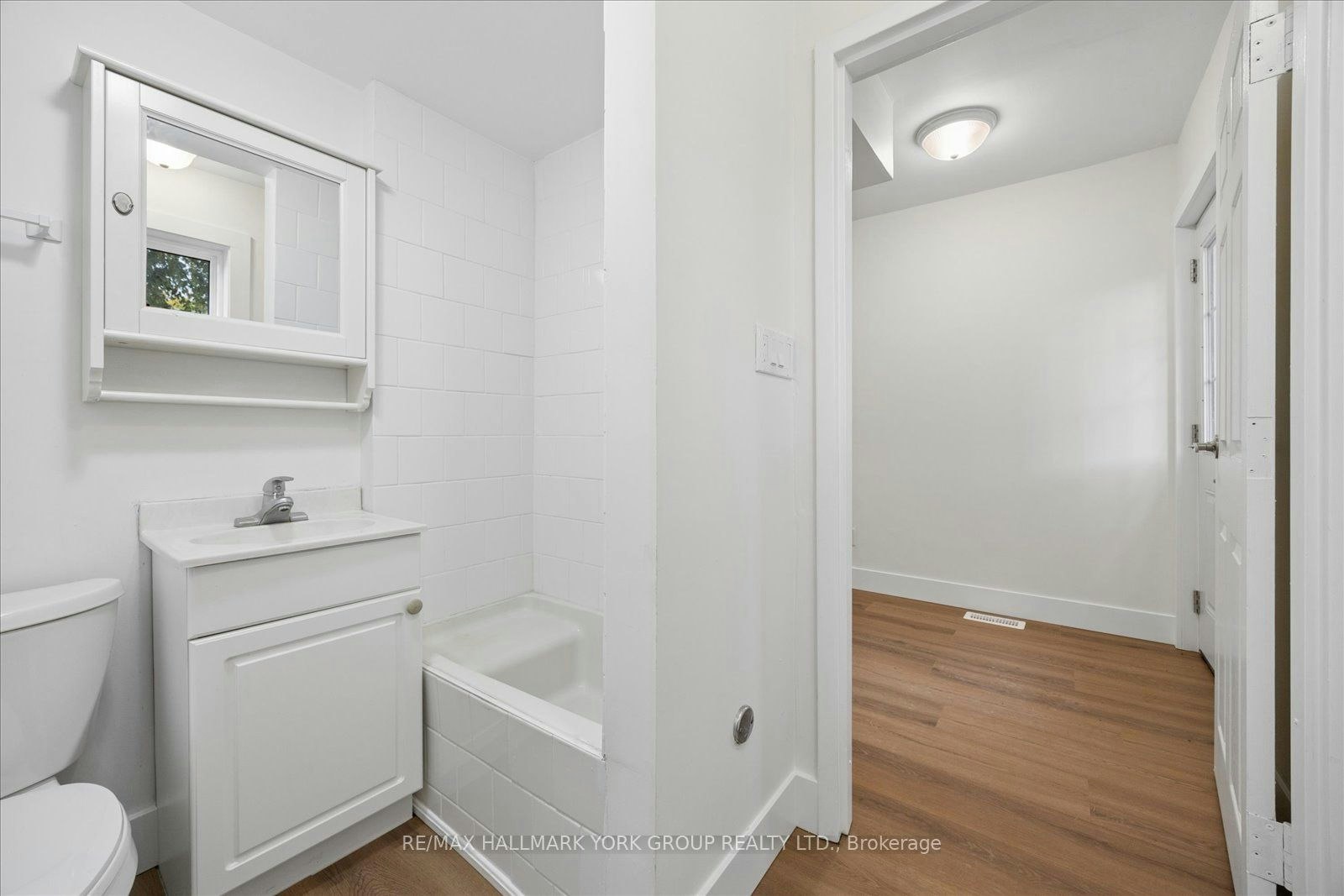 #4-118 High Street, Georgina, ON, L0E 1R0 - 9