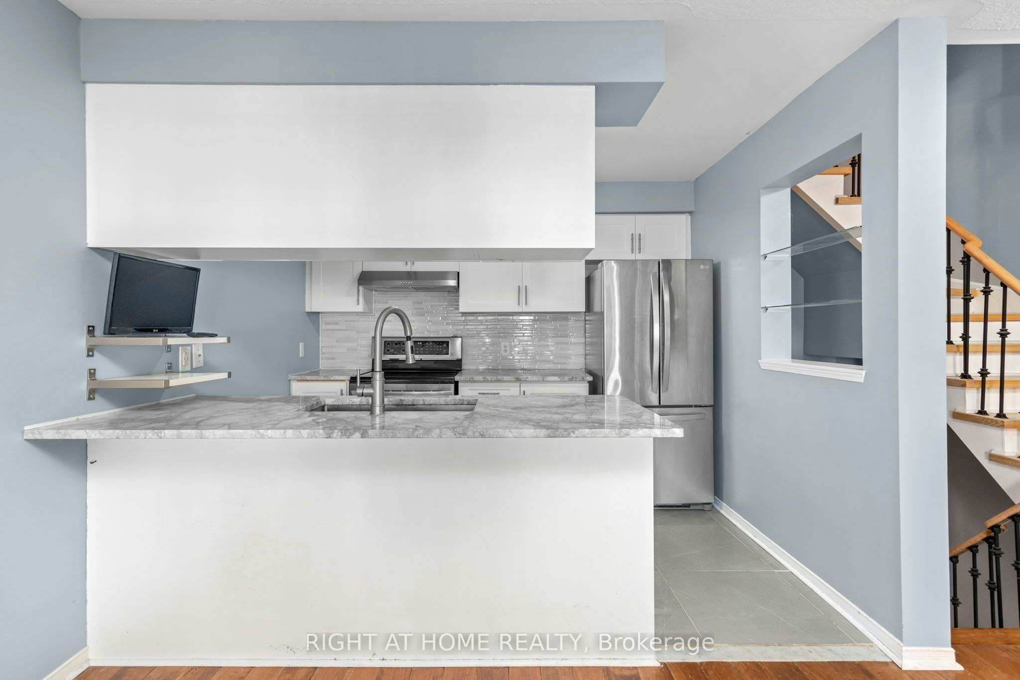 176-18 Clark Avenue W, Vaughan, ON, L4J 8H1 - 13