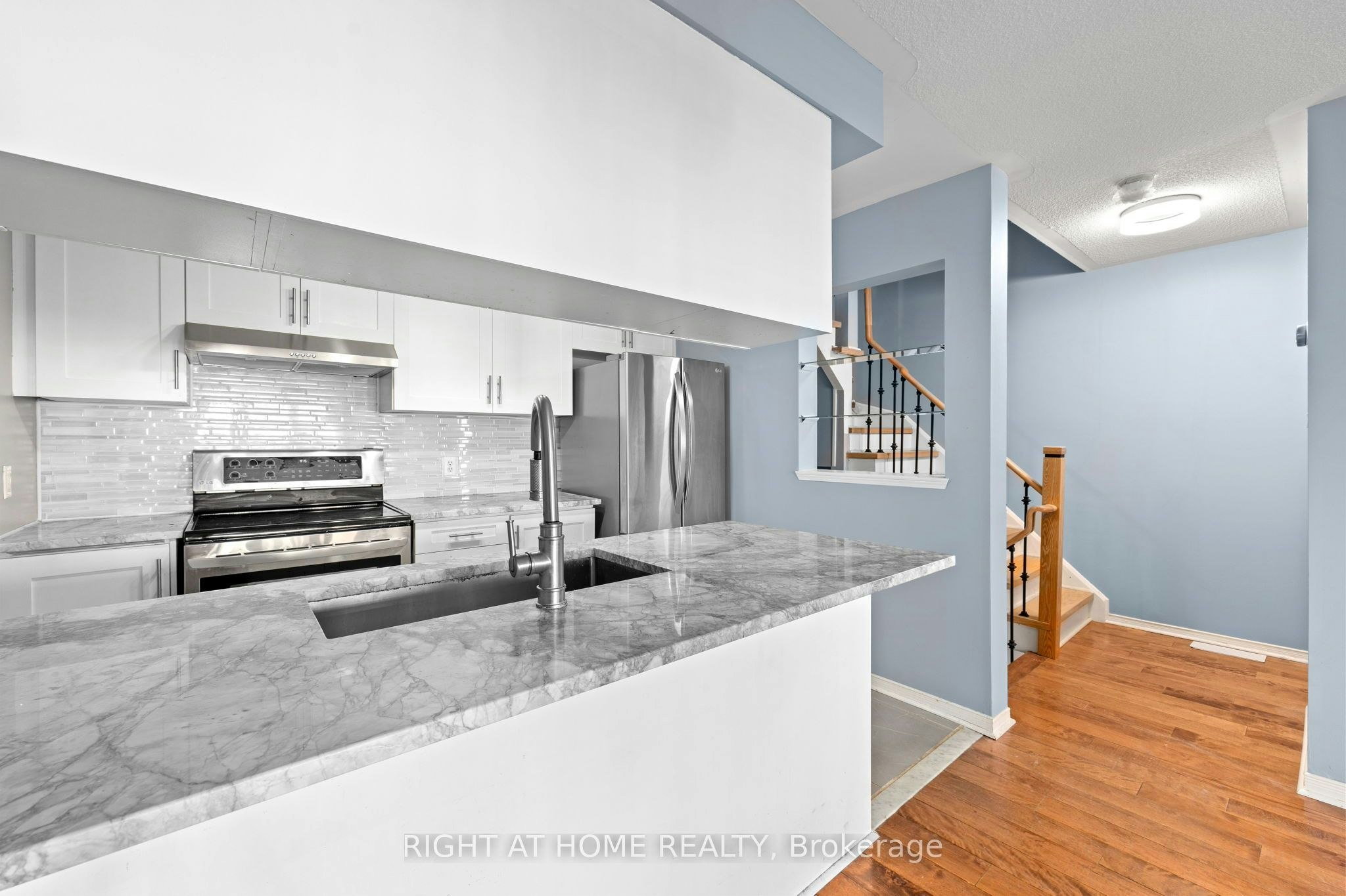 176-18 Clark Avenue W, Vaughan, ON, L4J 8H1 - 12