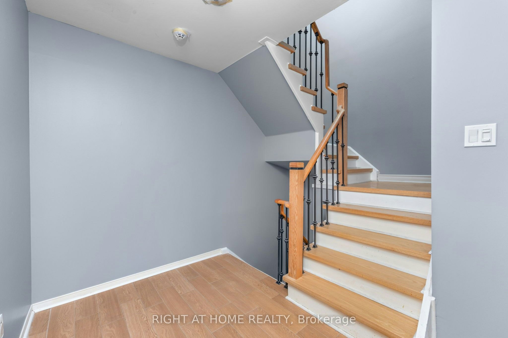176-18 Clark Avenue W, Vaughan, ON, L4J 8H1 - 20