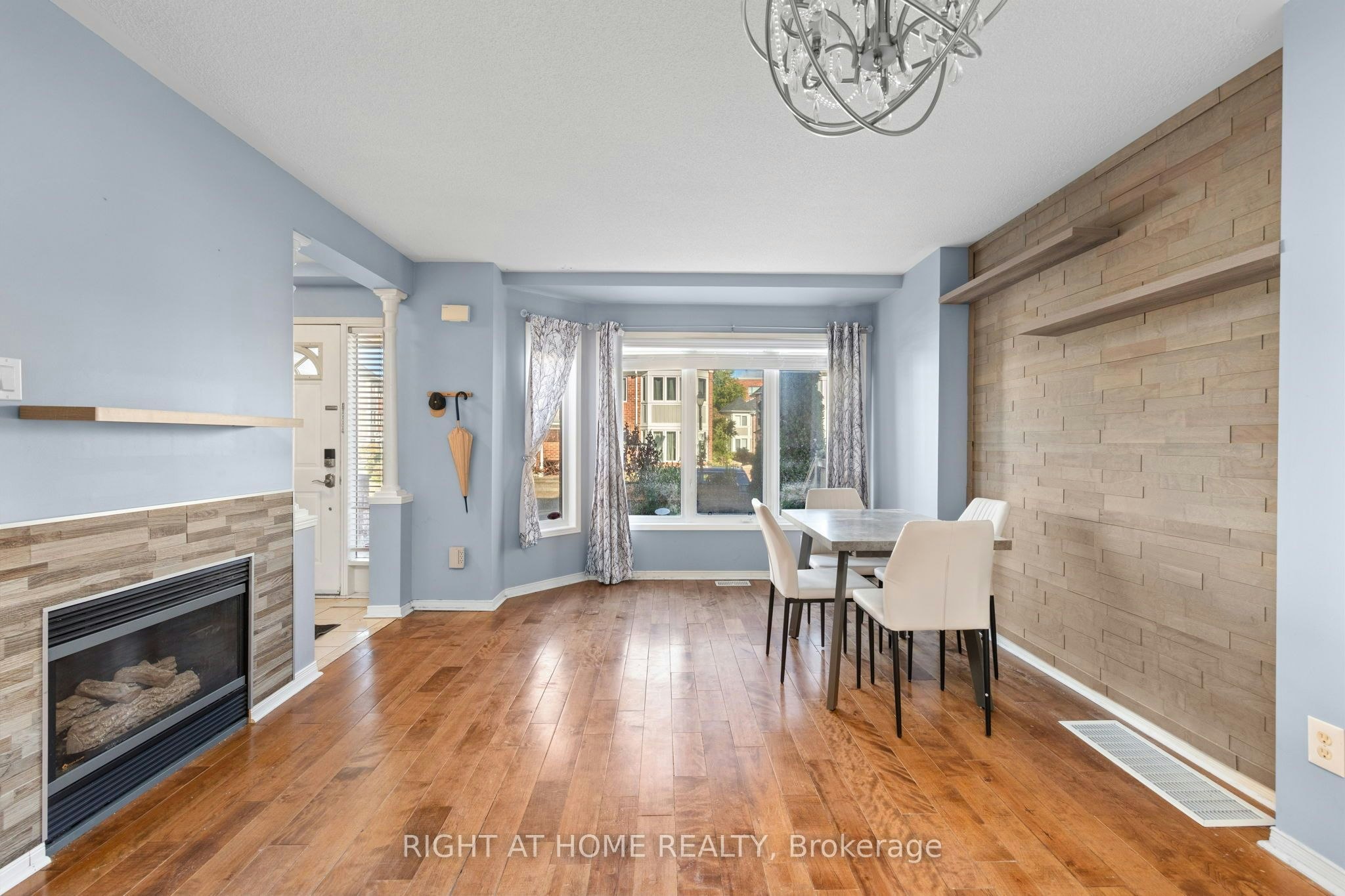 176-18 Clark Avenue W, Vaughan, ON, L4J 8H1 5