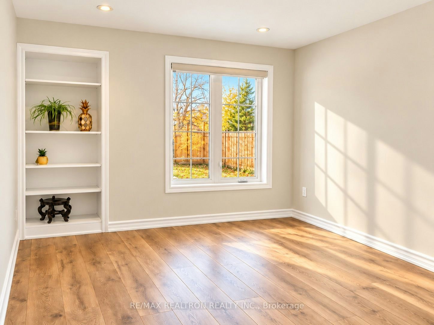 Lower-49 Roy Harper Avenue, Aurora, ON, L4G 0V4 - 8
