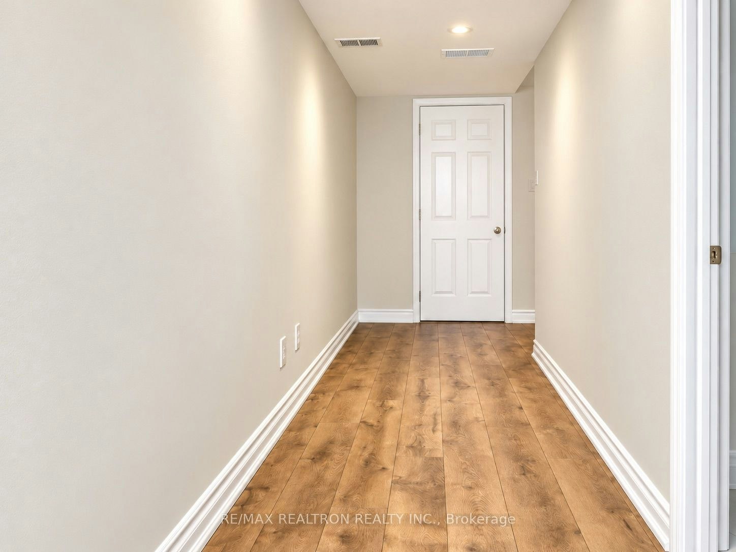 Lower-49 Roy Harper Avenue, Aurora, ON, L4G 0V4 - 5