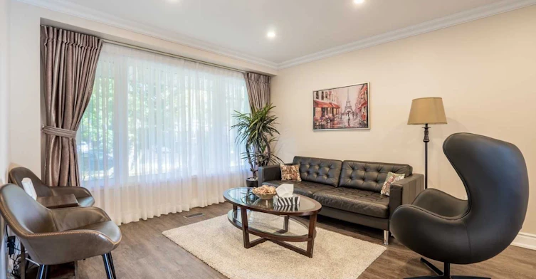 21 Ferrah Street, Markham, ON, L3R 1N6 - 3