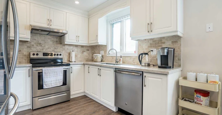 21 Ferrah Street, Markham, ON, L3R 1N6 - 5