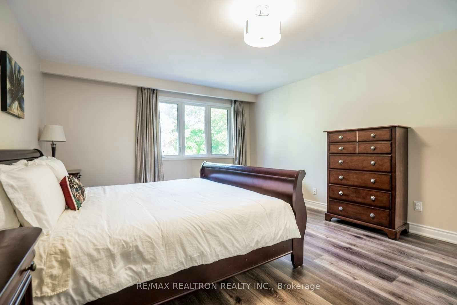 21 Ferrah Street, Markham, ON, L3R 1N6 - 10