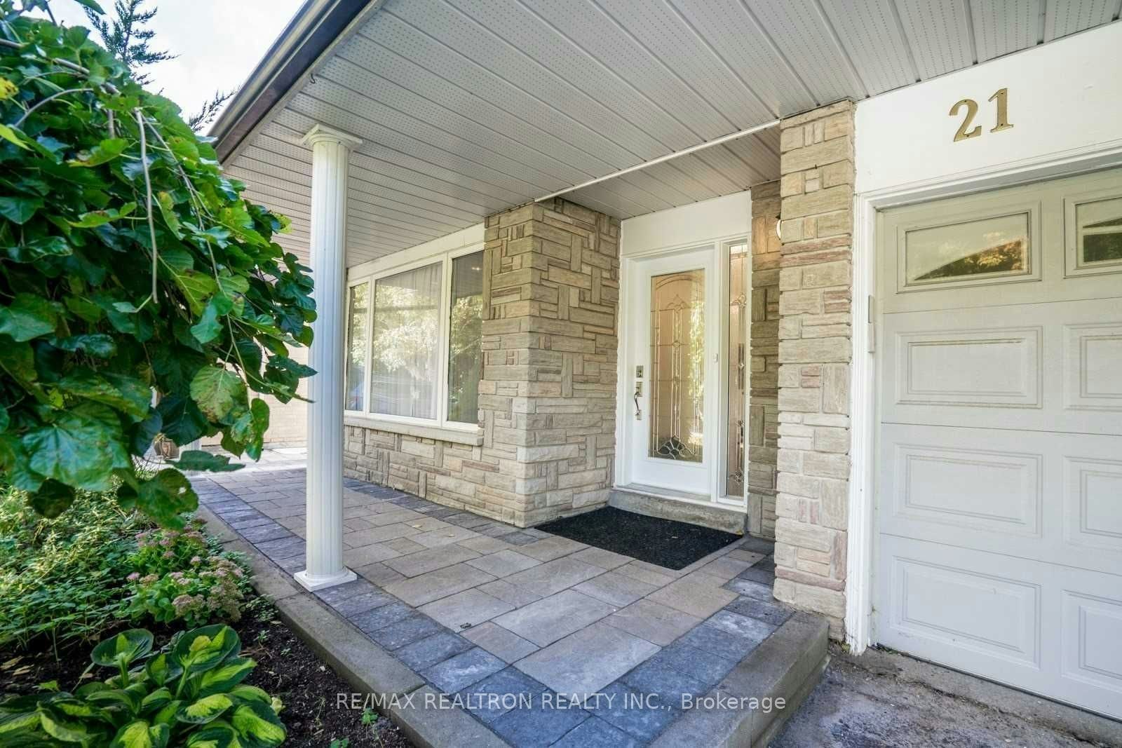21 Ferrah Street, Markham, ON, L3R 1N6 - 18