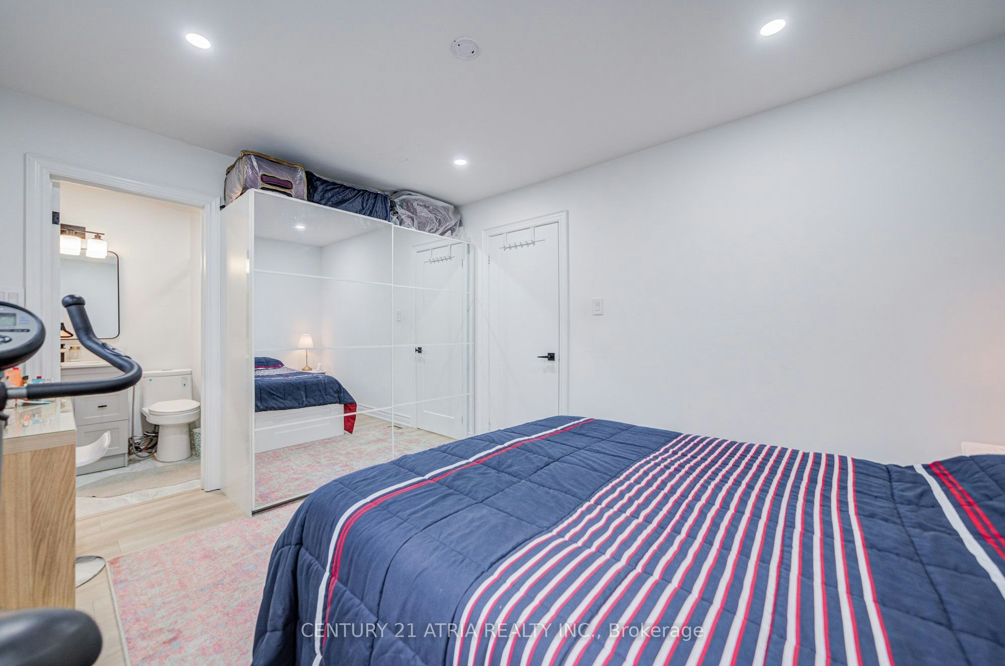 670 Elgin Street, Newmarket, ON, L3Y 3B4 - 28