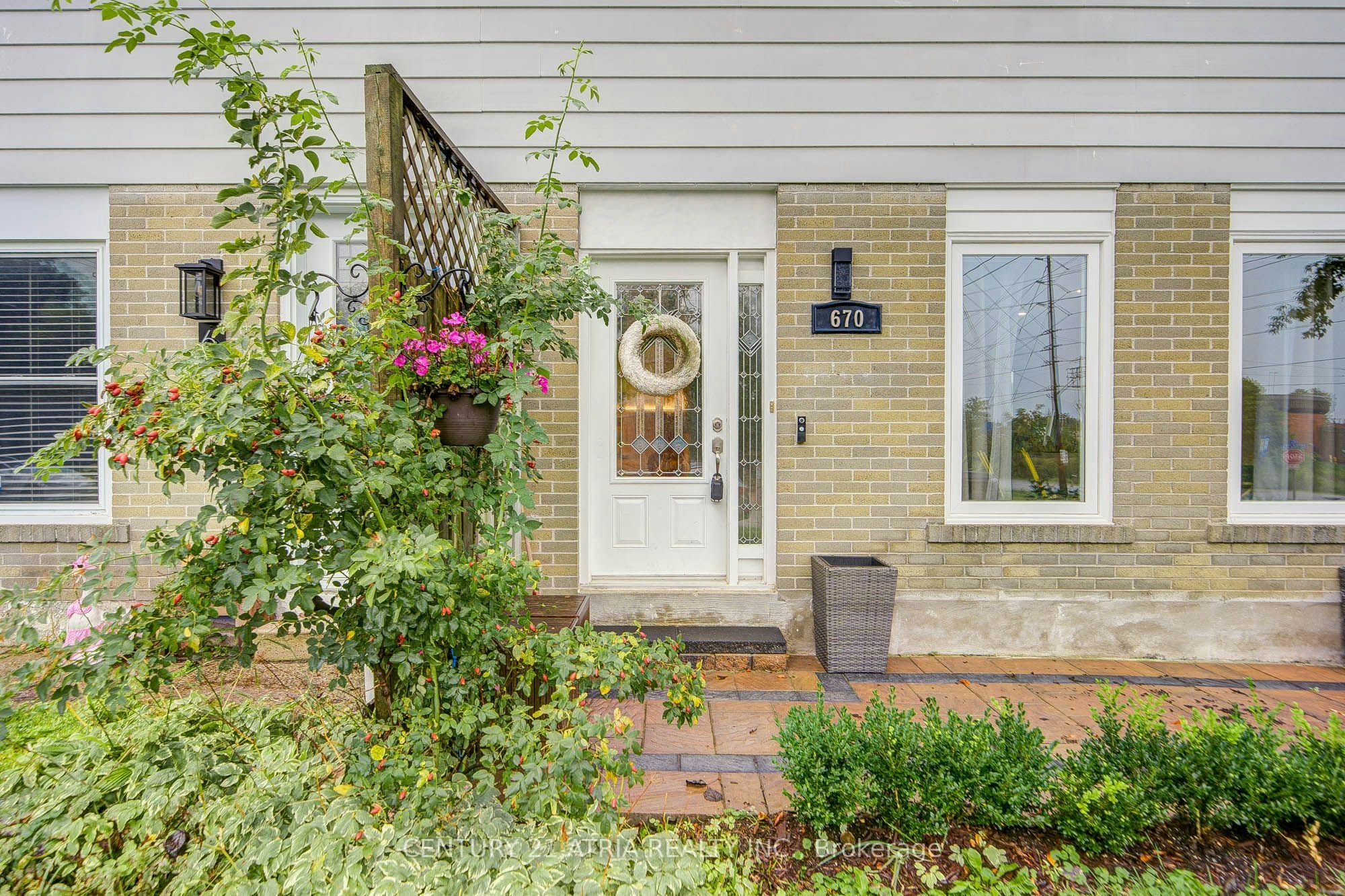 670 Elgin Street, Newmarket, ON, L3Y 3B4 - 6