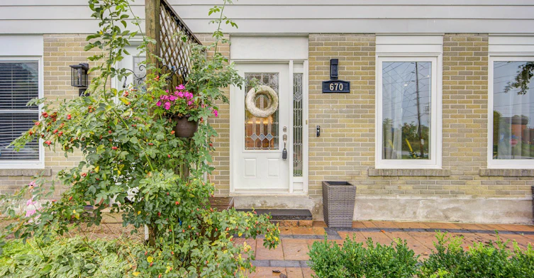 670 Elgin Street, Newmarket, ON, L3Y 3B4 - 6
