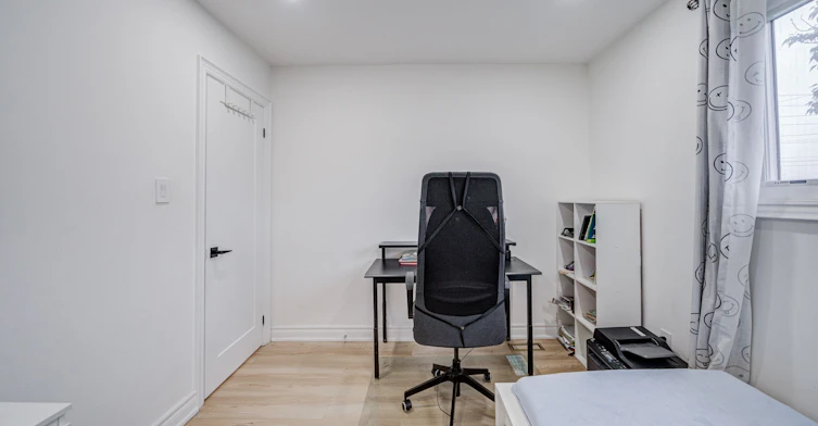670 Elgin Street, Newmarket, ON, L3Y 3B4 - 39