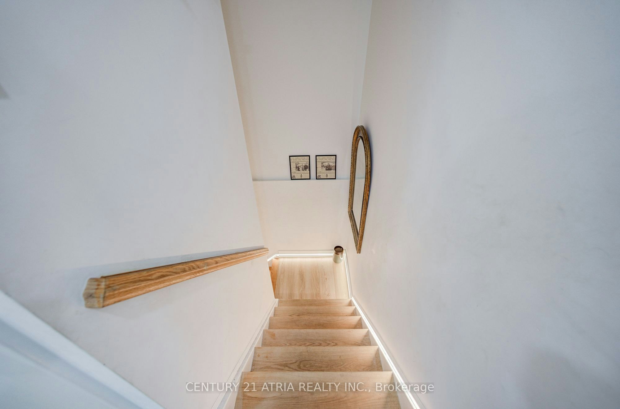 670 Elgin Street, Newmarket, ON, L3Y 3B4 - 33