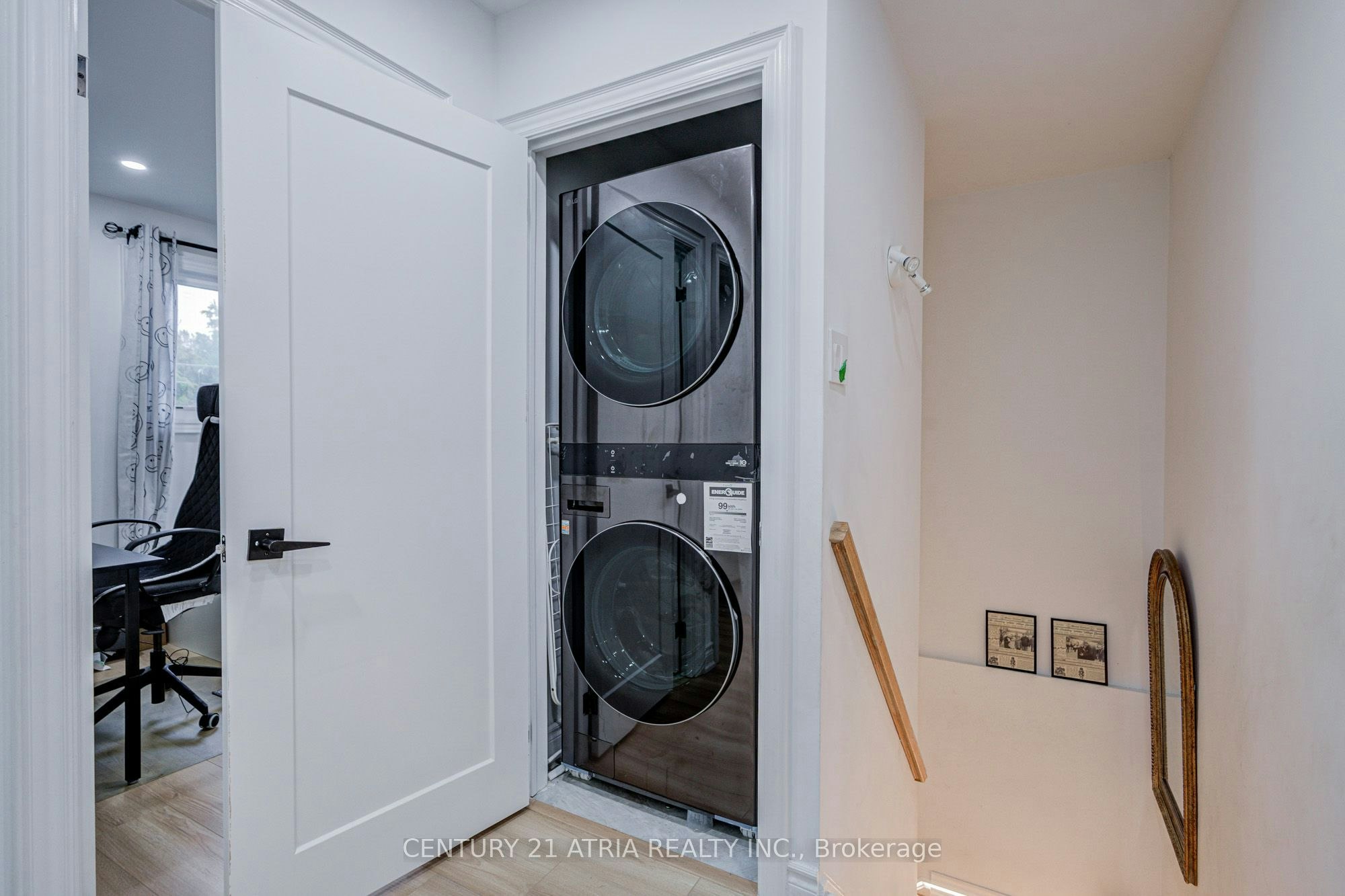 670 Elgin Street, Newmarket, ON, L3Y 3B4 - 40