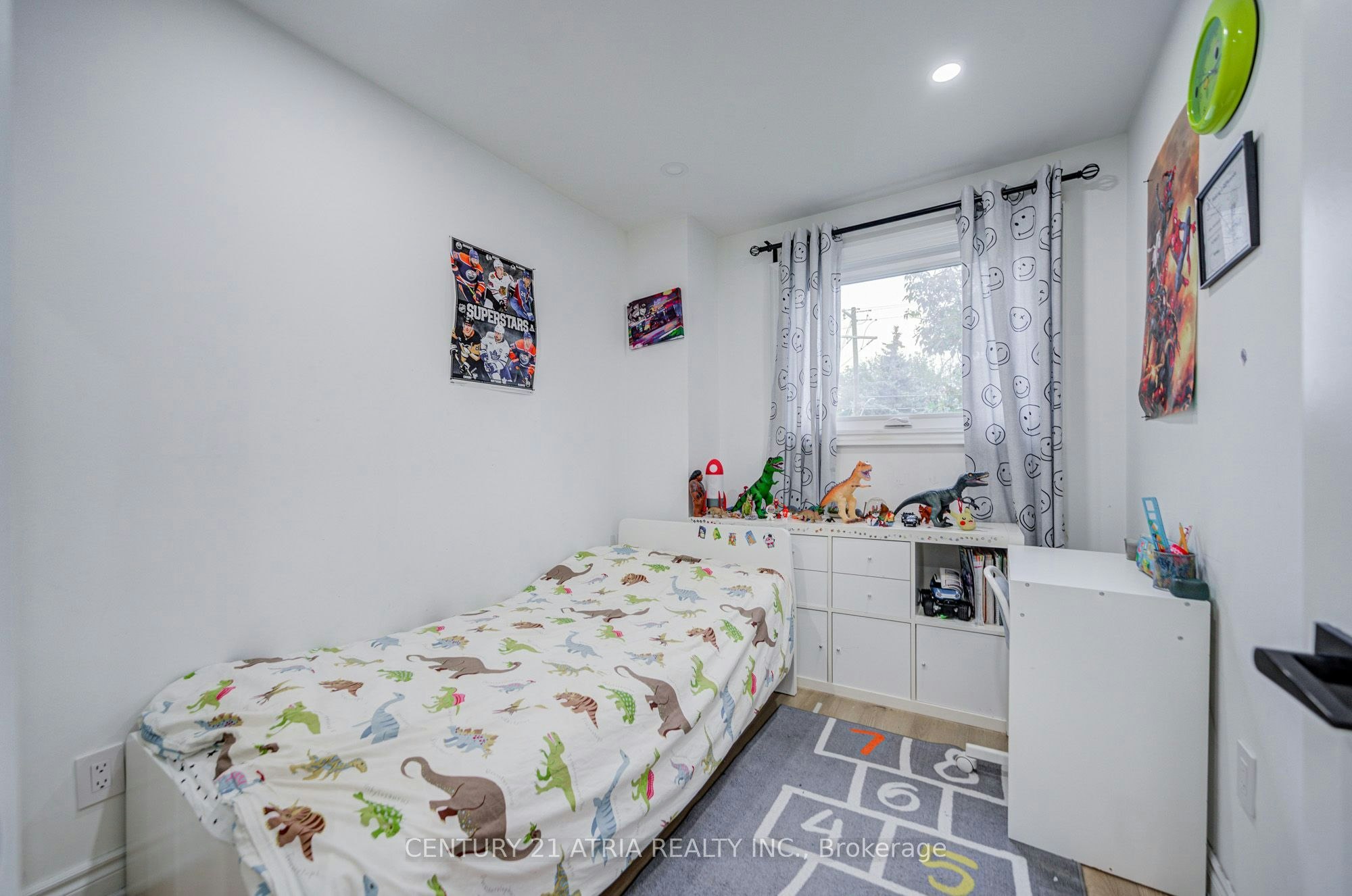 670 Elgin Street, Newmarket, ON, L3Y 3B4 - 34