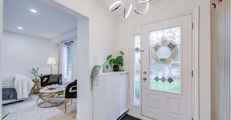 670 Elgin Street, Newmarket, ON, L3Y 3B4 - 8