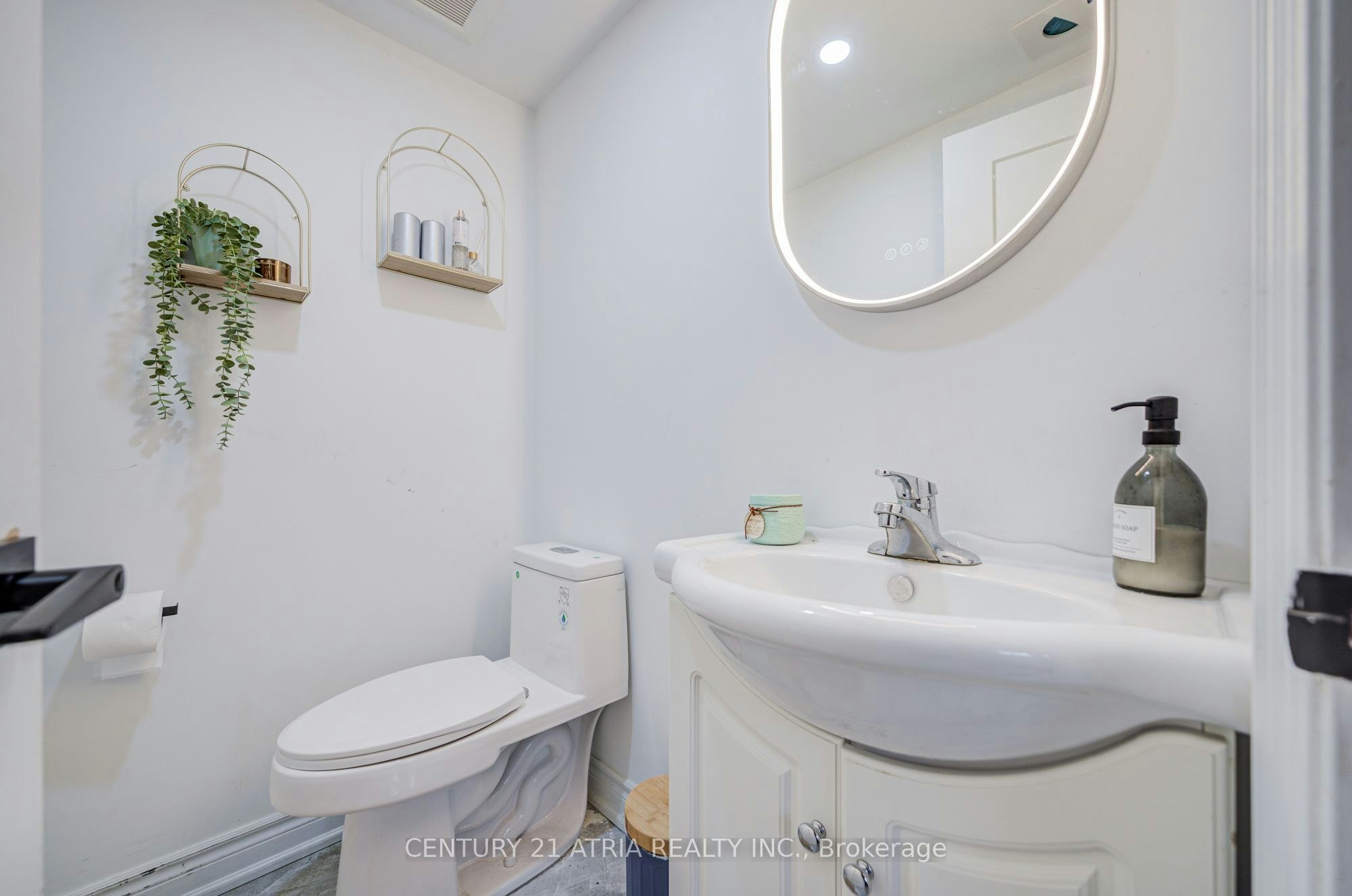 670 Elgin Street, Newmarket, ON, L3Y 3B4 - 24