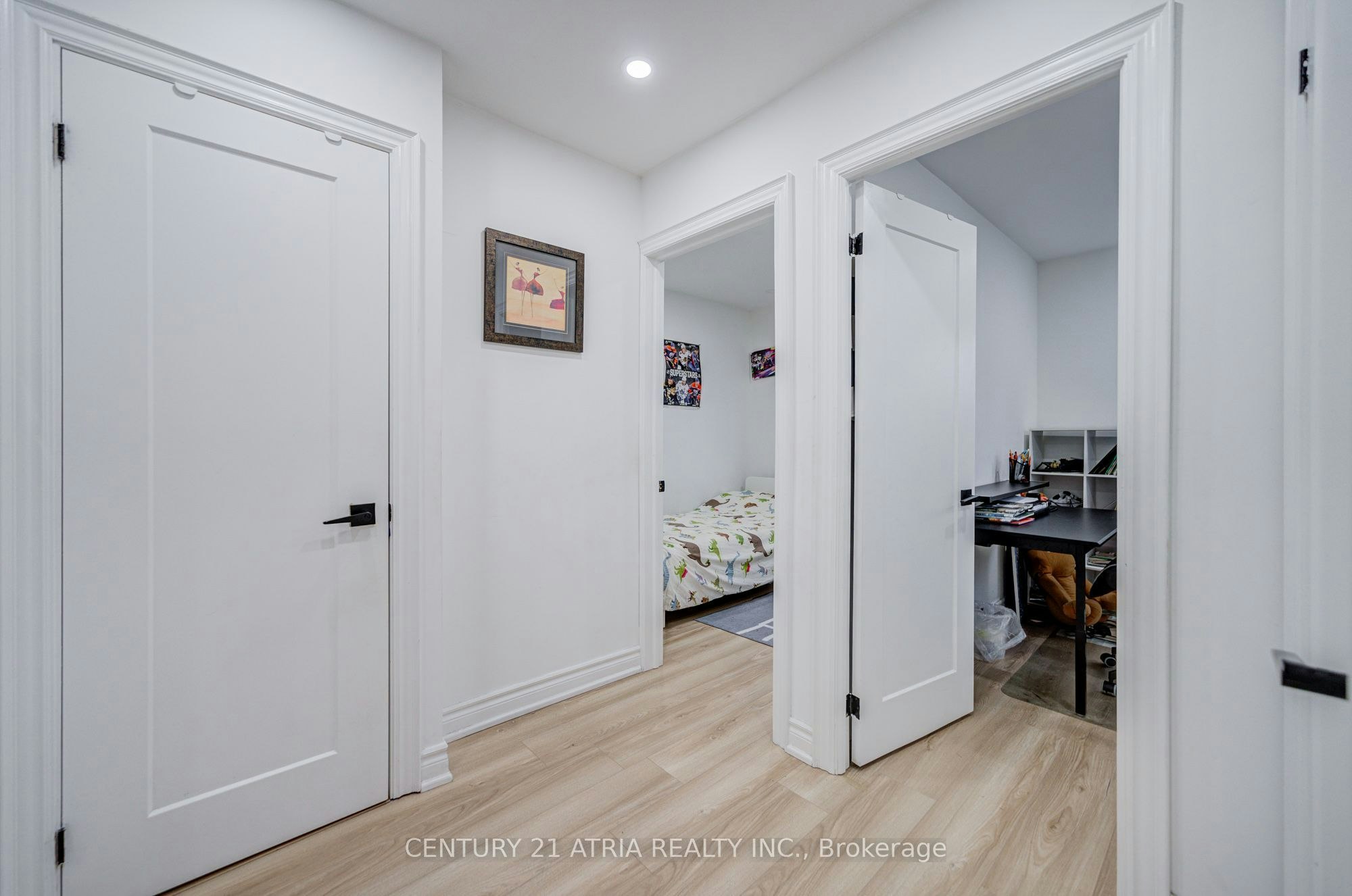 670 Elgin Street, Newmarket, ON, L3Y 3B4 - 32