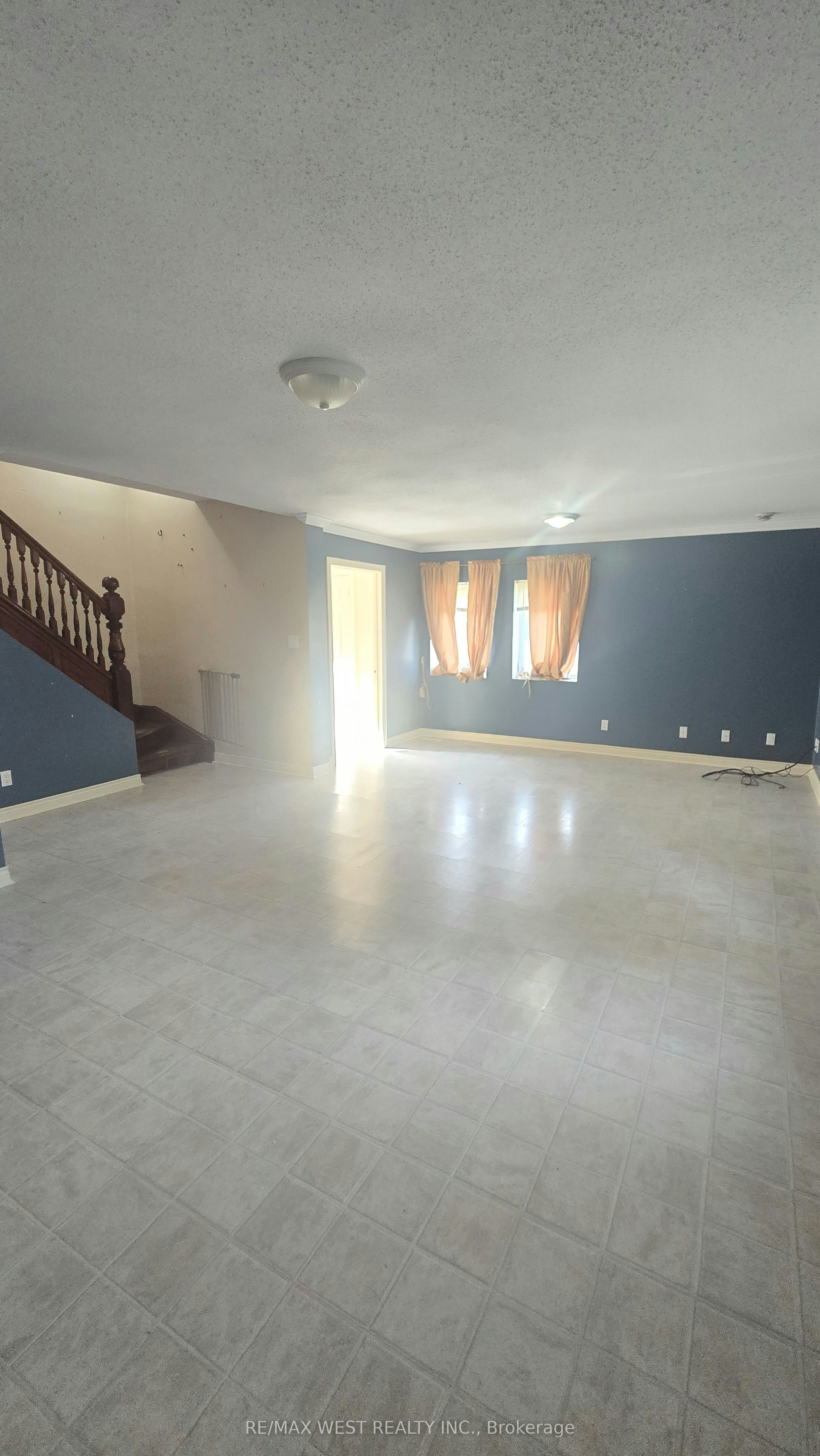 5427 Yonge Street, Innisfil, ON, L0L 1R0 - 3